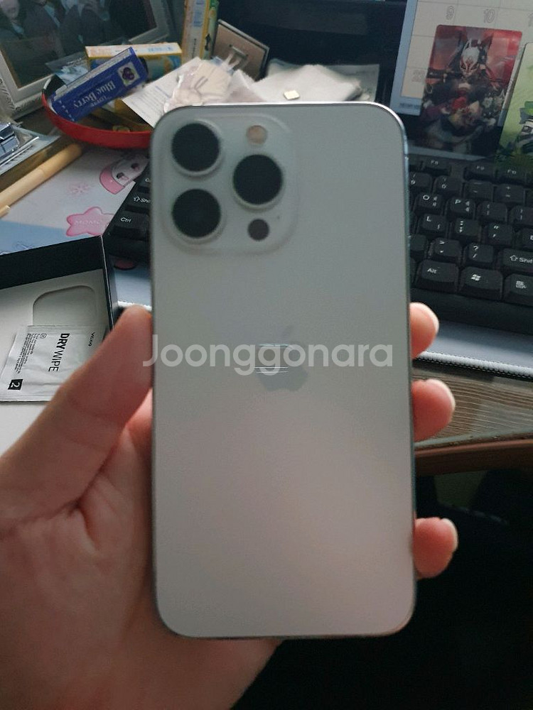 아이폰13 프로 256GB 팝니다.--6