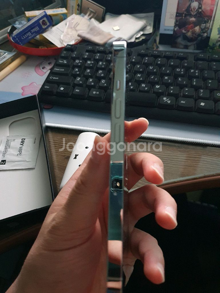 아이폰13 프로 256GB 팝니다.--4