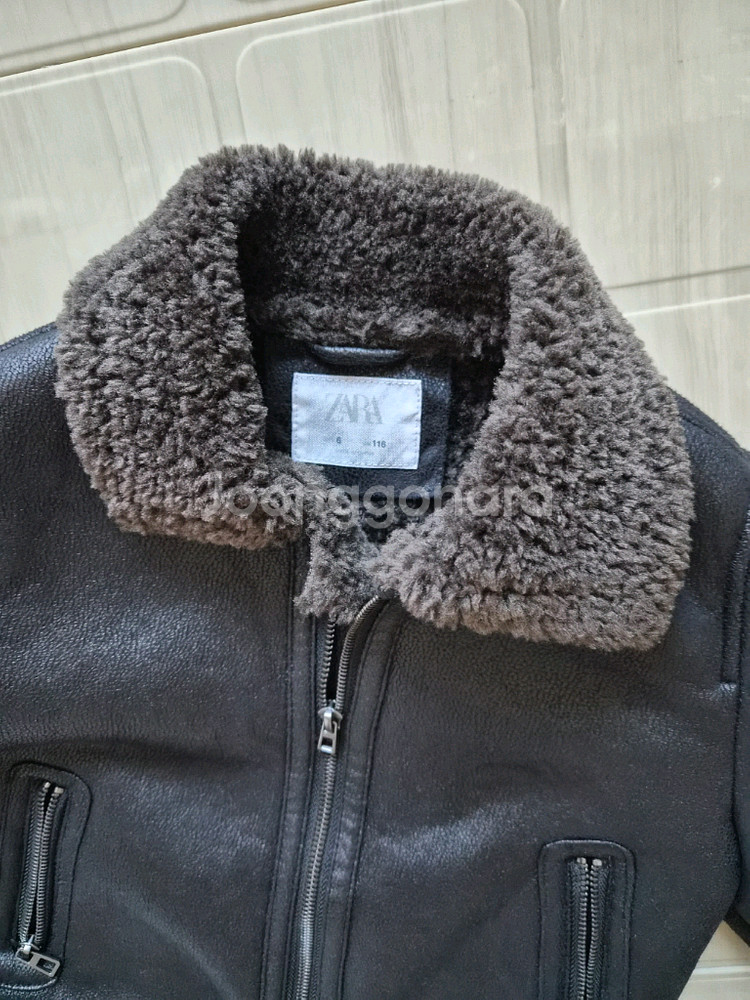 자라키즈 무스탕6~7세 새상품--1