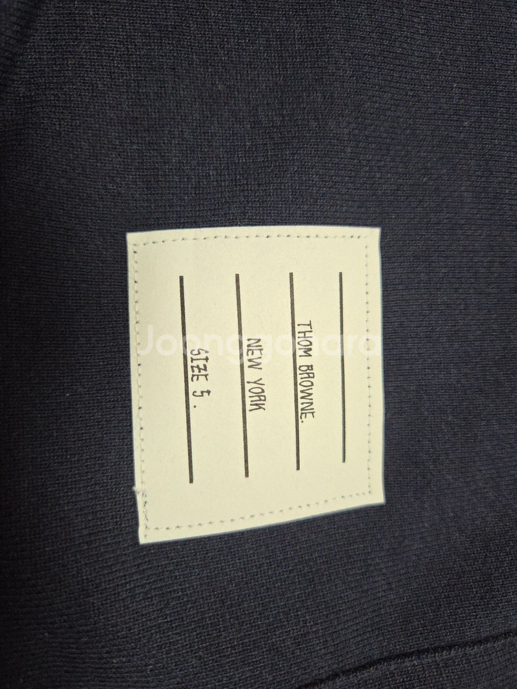 톰브라운 니트 스웨터--1