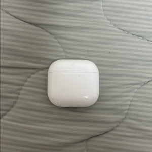 애어팟 4세대 노이즈캔슬링O