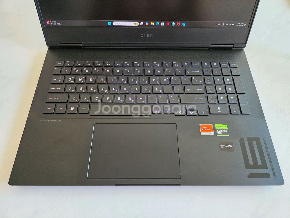 신품급 HP 오멘16 QHD R7 7840hs 16램 RTX4060--1