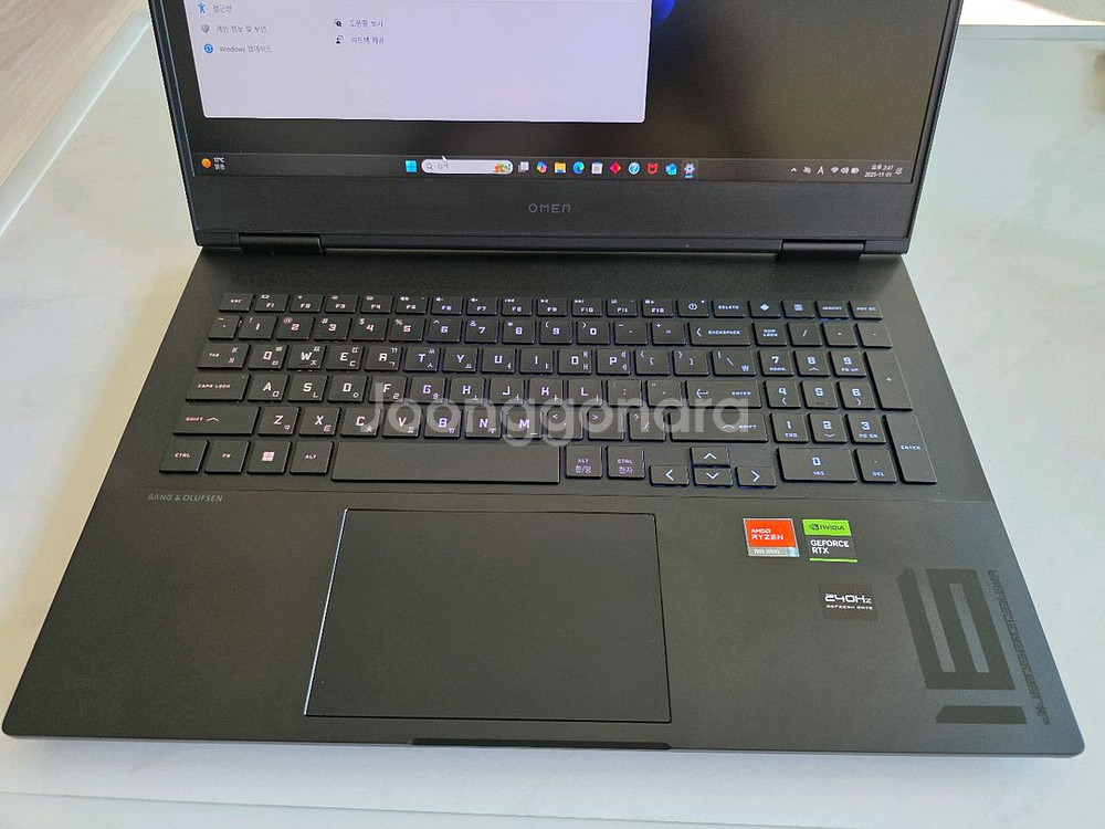 신품급 HP 오멘16 QHD R7 7840hs 16램 RTX4060--0