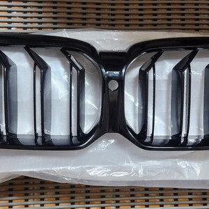 BMW 5시리즈 lci m5블랙 유광 그릴