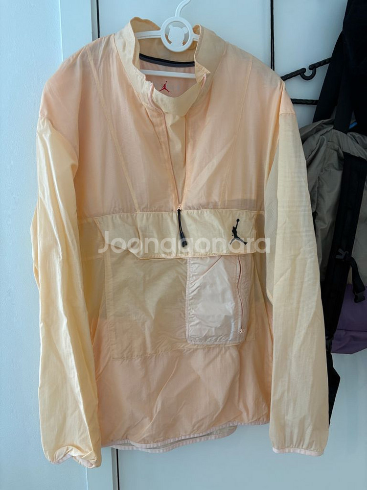 성유리 조던 바람막이--1