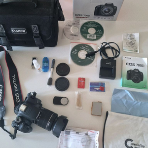 캐논 EOS 700D+18-55+(추가 50mm) 풀셋