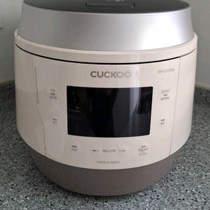 쿠쿠 6인용 전기밥솥
