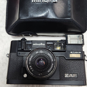 미놀타하이매틱 AF(A급),AA개 기능OK,케이스.