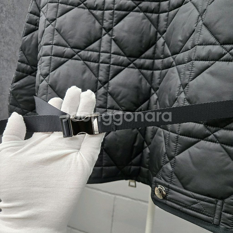 디올 까나쥬 다운 여성 패딩 34--4