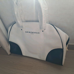 엠포리오 아르마니 백