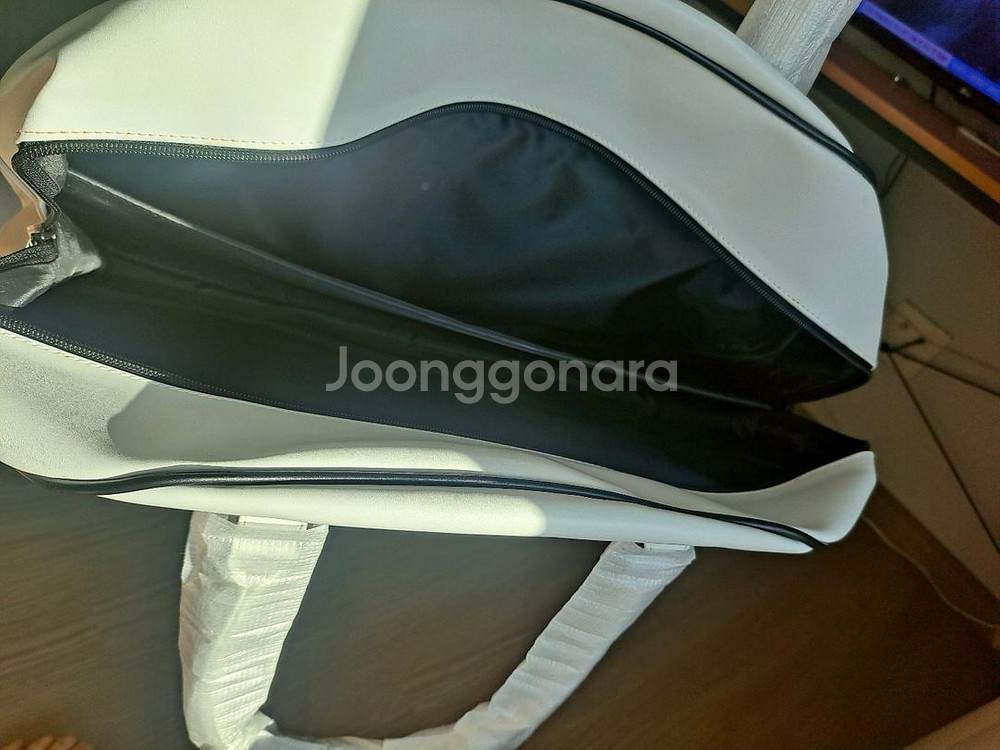 엠포리오 아르마니 백--1