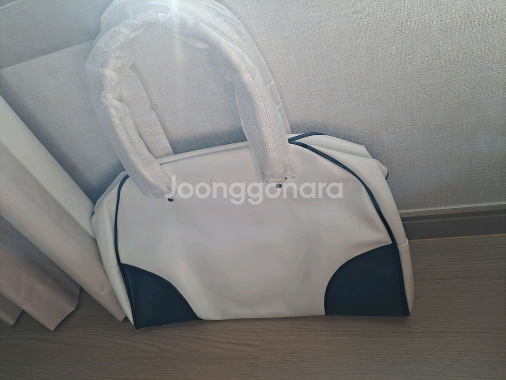 엠포리오 아르마니 백--2