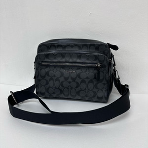 COACH 코치 남여공용 가죽 시그니처 크로스백