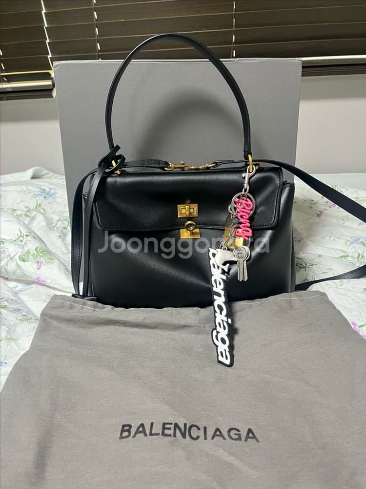 발렌시아가 로데오 스몰 금장--0