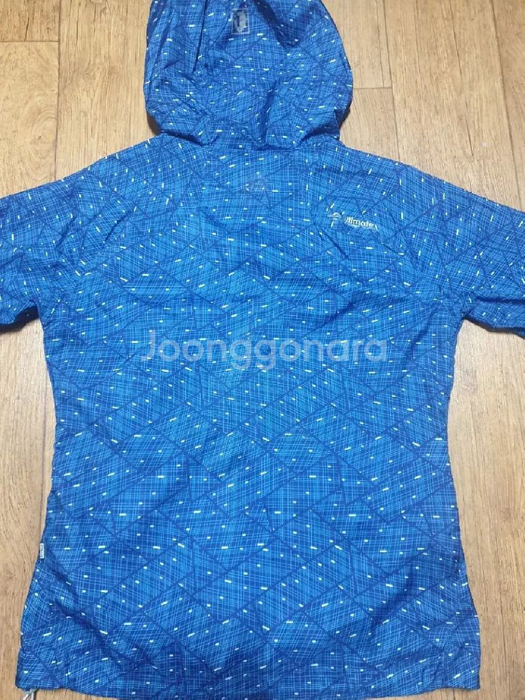 블랙야크 아웃도어 바람막이 95 사이즈입니다--4