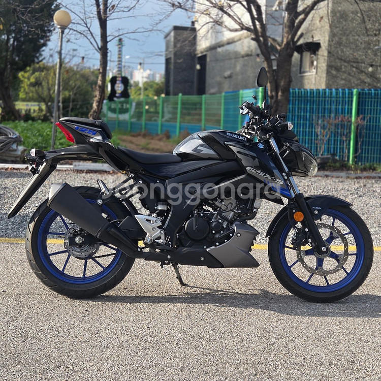 24년형 무꿍무슬립 스즈키GSX-S125 2천키로대 판매합니다.--5