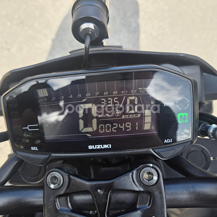 24년형 무꿍무슬립 스즈키GSX-S125 2천키로대 판매합니다.--9