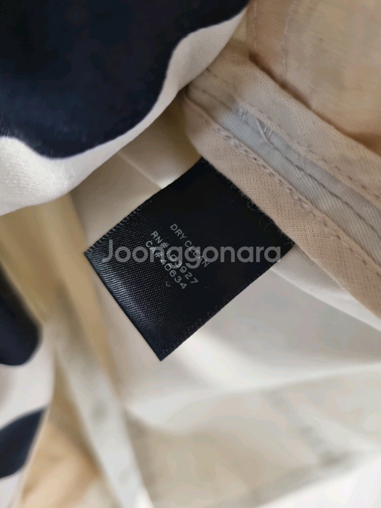 마크제이콥스 트렌치코트--5