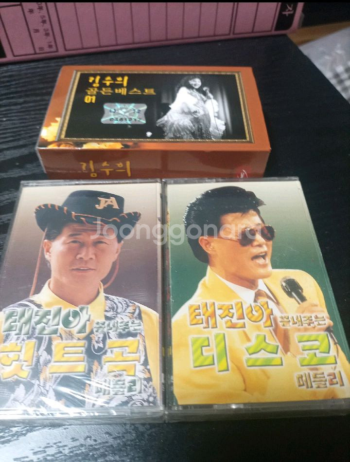 태진아 힛트곡, 디스코 메들리 카세트 테이프 2종과 김수희 골든 베스트 2장짜리 총4장--1