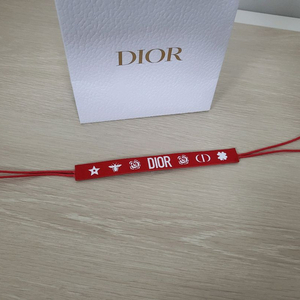 정품) 디올 레드 브레이슬릿 팔찌 (코스매틱)