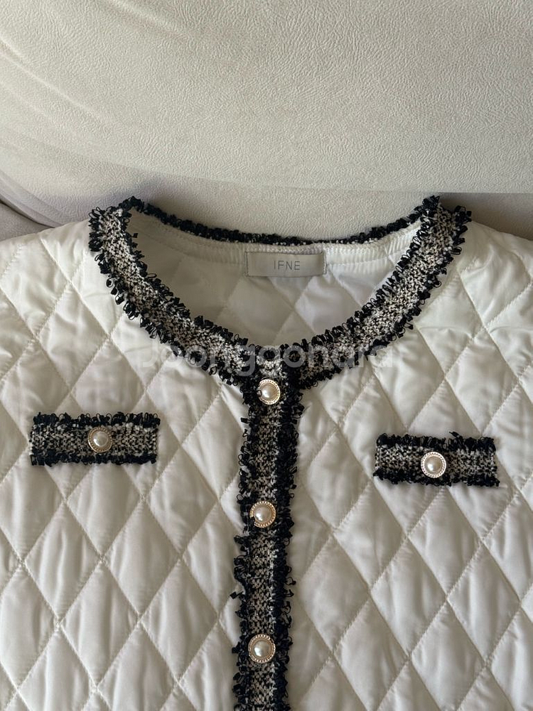 트위드 퀼팅 경량패딩 아이보리--2