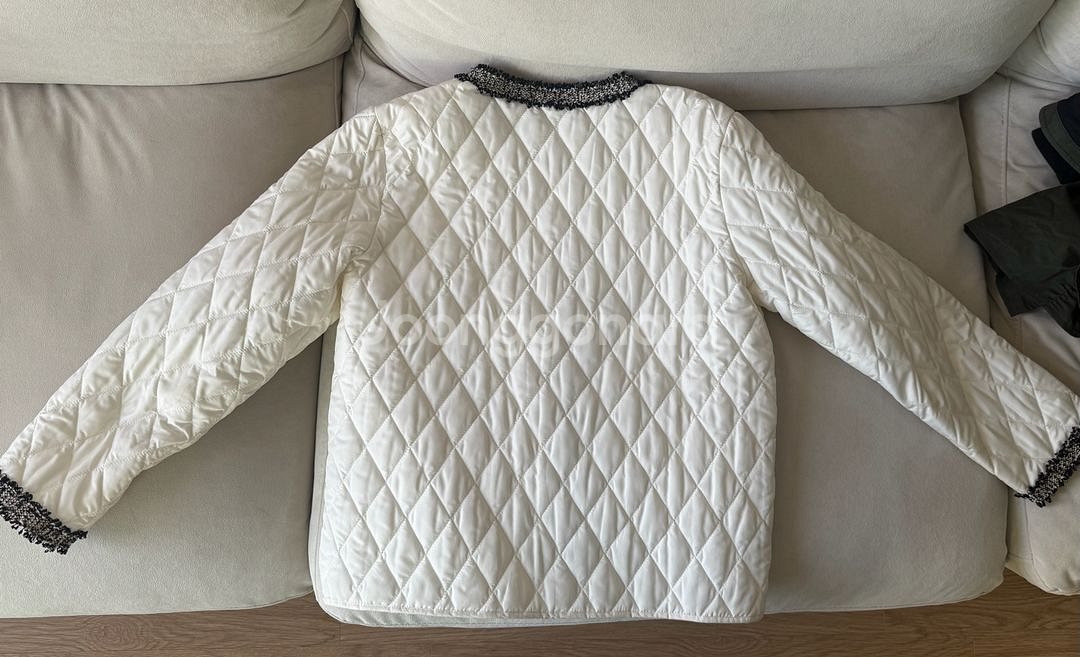 트위드 퀼팅 경량패딩 아이보리--3