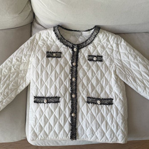 트위드 퀼팅 경량패딩 아이보리