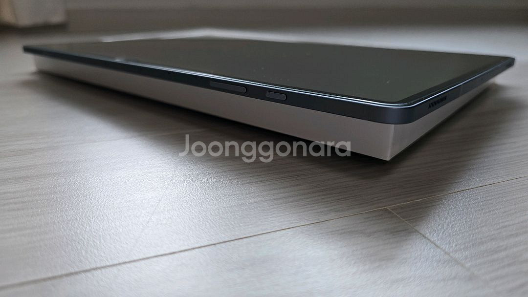 갤럭시탭 S10 울트라 5G 512gb 키보드북커버 포함--4