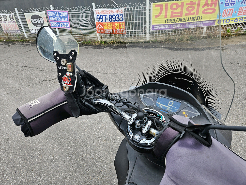 혼다PCX125/21년식/8만키로/145만원--8
