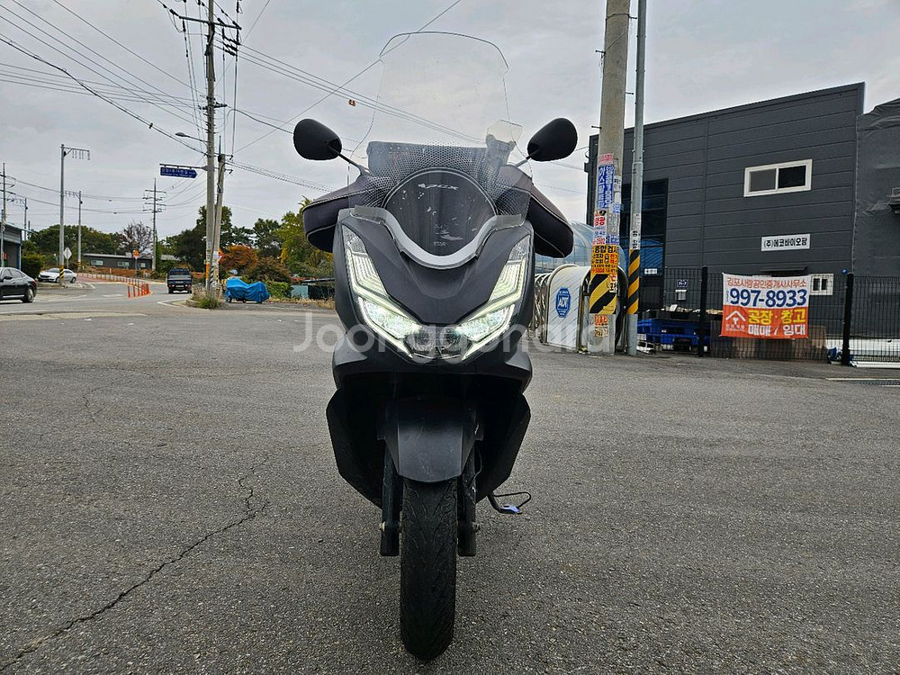 혼다PCX125/21년식/8만키로/145만원--6