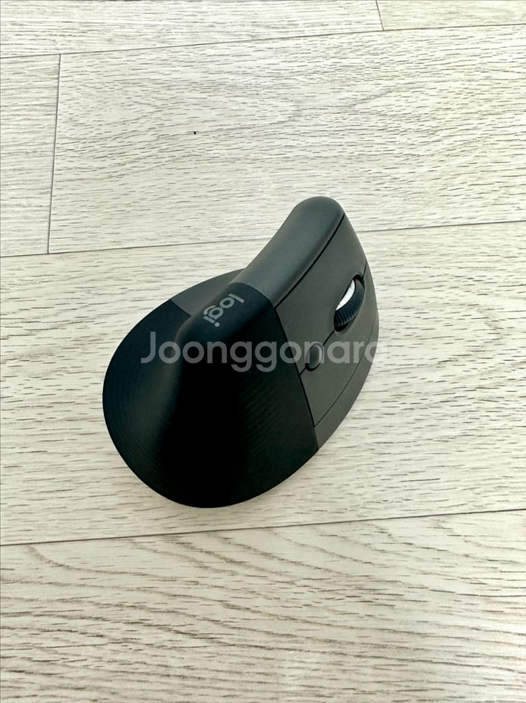 로지텍 LIFT 무선 인체공학 마우스--2