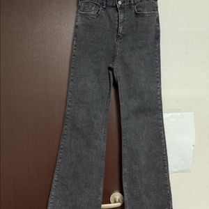 블랙 워싱 부츠컷 데님 팬츠 (L)