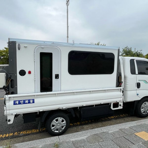 캠핑카 트럭캠퍼 캠핑박스 텐트럭