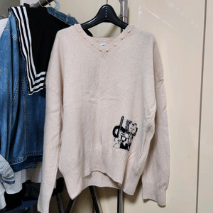 오즈세컨 베이지 니트(한섬 럭키슈에뜨 시스템 마인 타임 sjsj