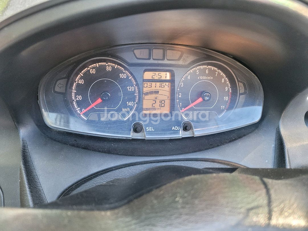 스즈키 버그만125스쿠터--7