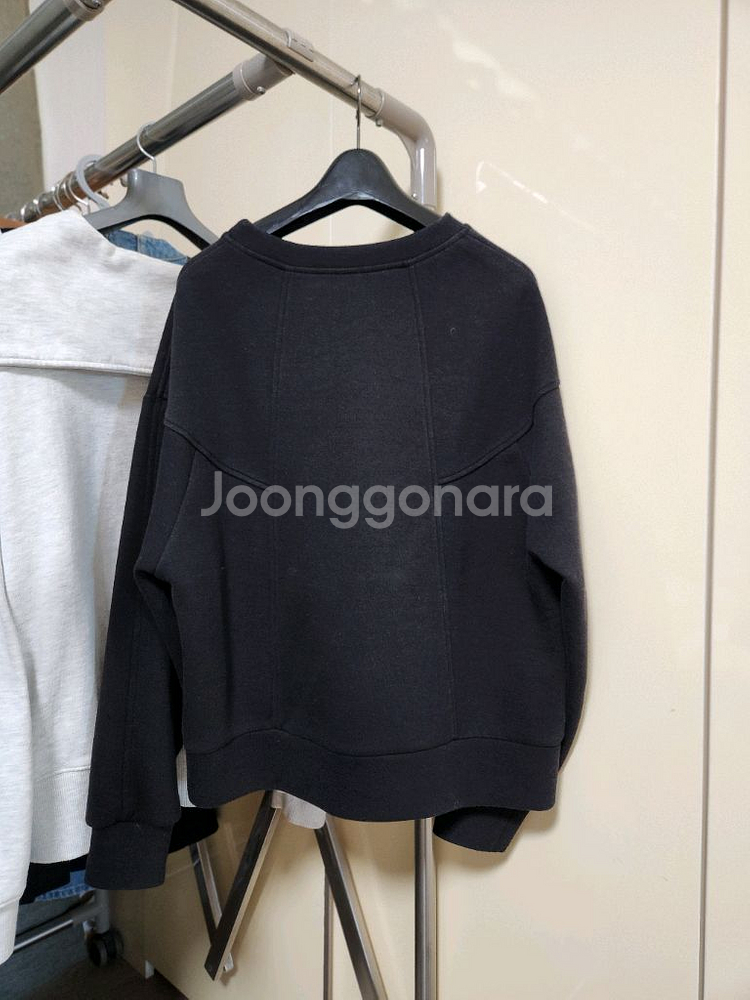 오즈세컨 티셔츠(한섬 럭키슈에뜨 시스템 마인 타임 sjsj--1