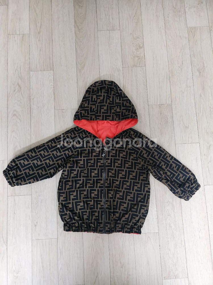 백화점 정품)펜디키즈24m 양면 바람막이 택포39만원--4