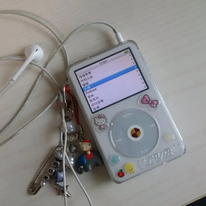 애플아이팟클래식우유팟5.5세대 SSD128기가+투명케이스+정품이어폰MP3