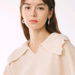 마인 스캘럽 칼라 니트 탑 랑방 타임 더캐시미어 시스템