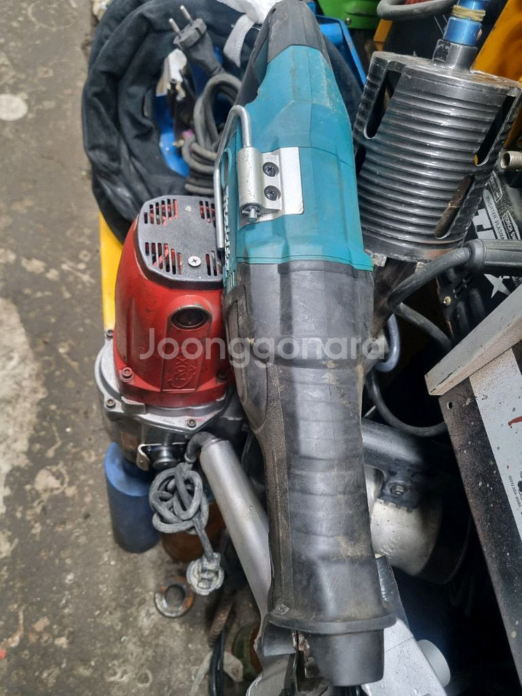 마끼다컷쏘010 9944 6171--1