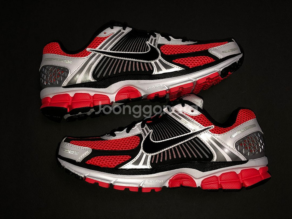 나이키 줌 보메로 5 SE 브라이트 크림슨--4