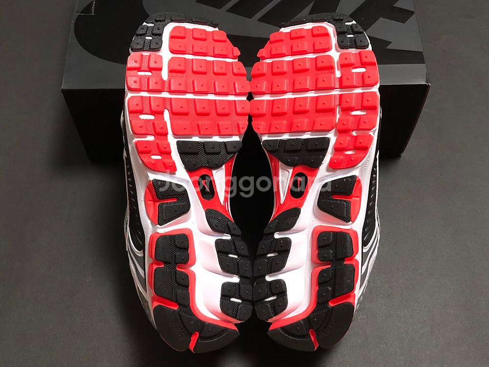 나이키 줌 보메로 5 SE 브라이트 크림슨--8