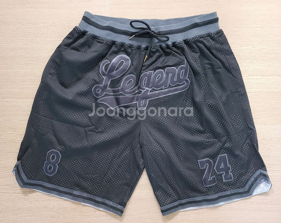 코비 레젼드 쇼츠 XL사이즈 블랙 새제품 3만원--0
