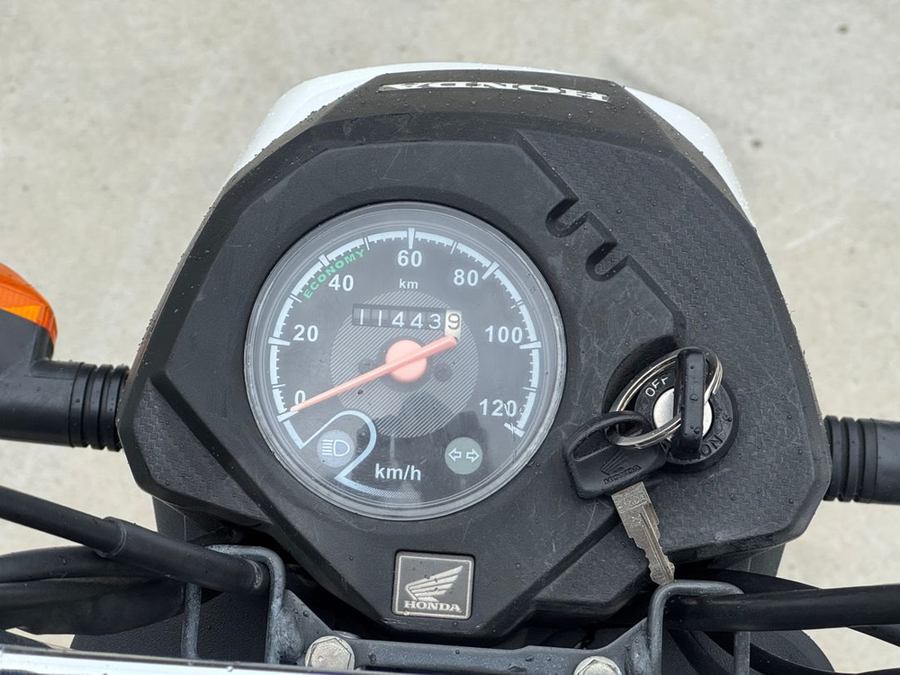 혼다 나비110 16년식 1만키로 러기지박스 튜닝 깔끔한차량 판매합니다 이미지