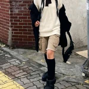 23.65 Esaugo 블랙 패딩 부츠 240mm