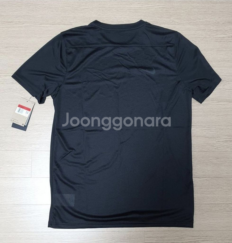 나이키 드라이핏 기능성 반팔티 L사이즈 블랙 새제품 3--1