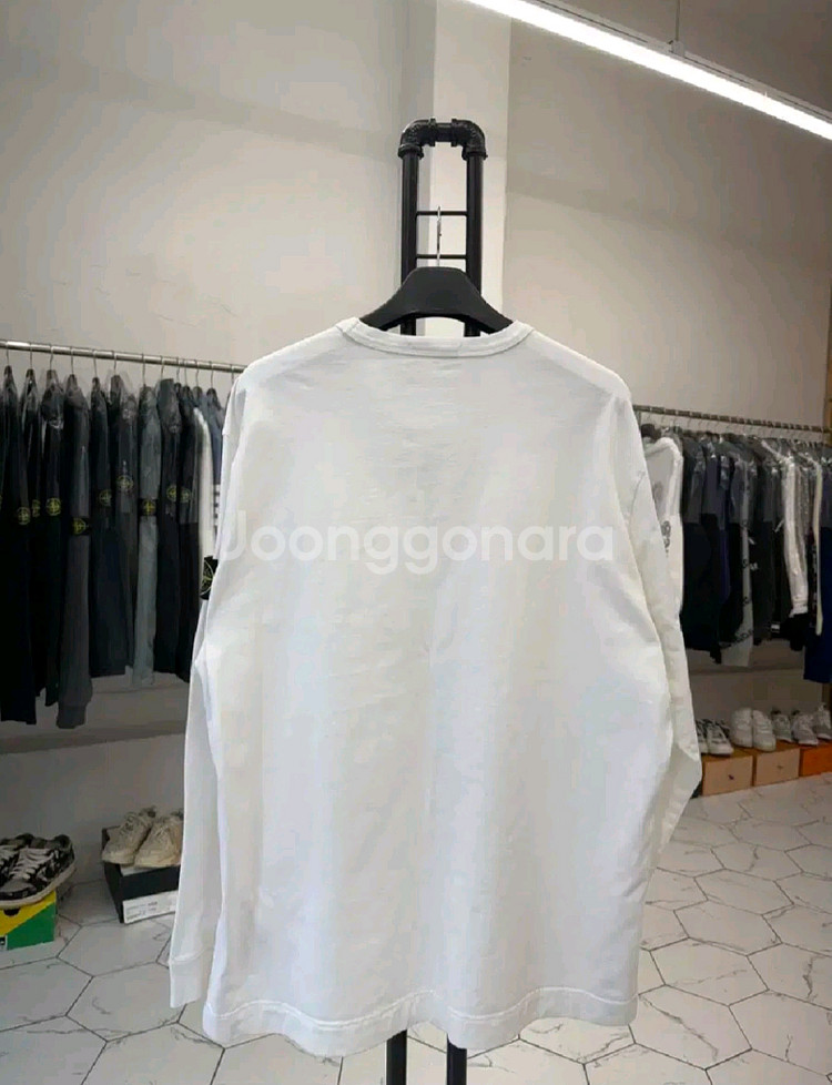 스톤아일랜드 맨투맨 3XL--3