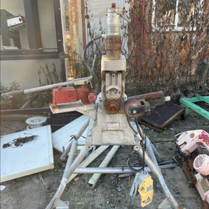 콘크리트 코아드릴