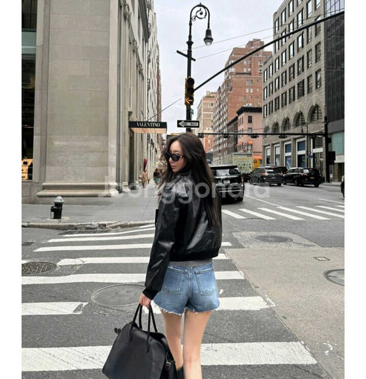 더로랑 익스클루시브 이태리 비건 레더 봄버 자켓 s--2