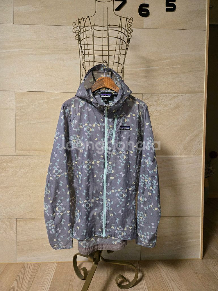 [m] 파타고니아 바람막이 여성 자켓--0